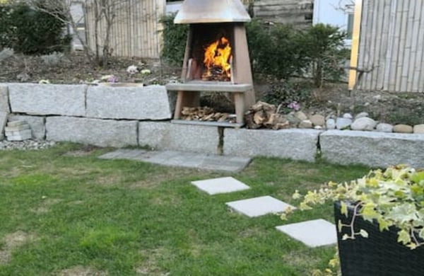 ein möbliertes Zimmer in Herren WG 1