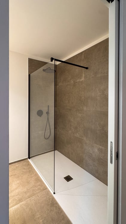 RAFFINATO APPARTAMENTO DI 1.5 LOCALI A MASSAGNO 13