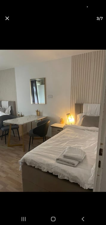 WG ZIMMER MÖBLIERT AB.SOFORT ZU VERMIETEN 2