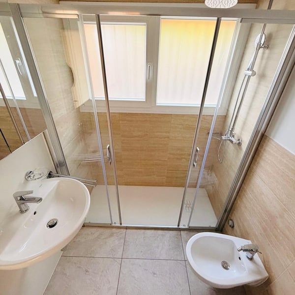 1.5 A PARADISO CON VISTA LAGO E GIARDINO 6