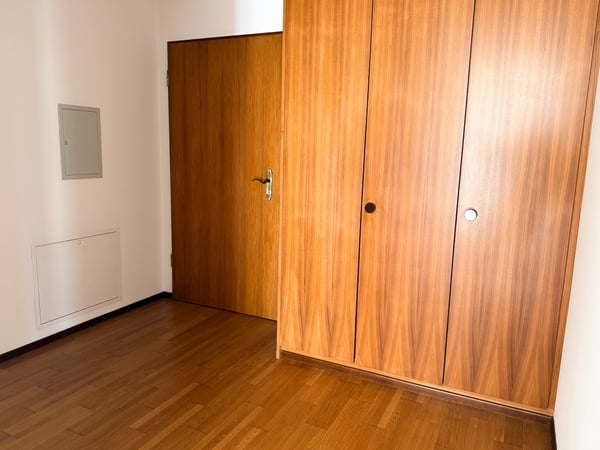 MURALTO - 1.5 locali con splendida vista lago (ref. 1508-23) 11