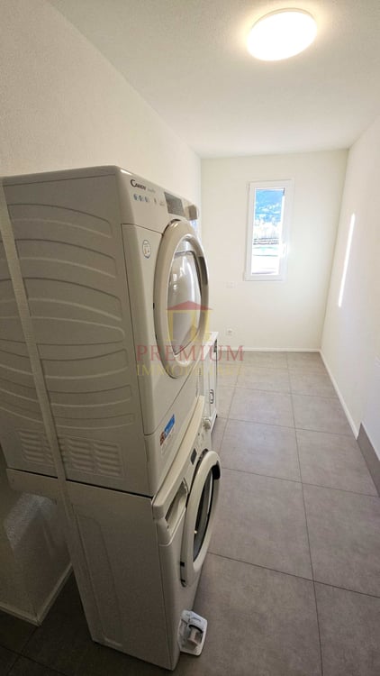 APPARTAMENTO MODERNO E SPAZIOSO A MALVAGLIA 9