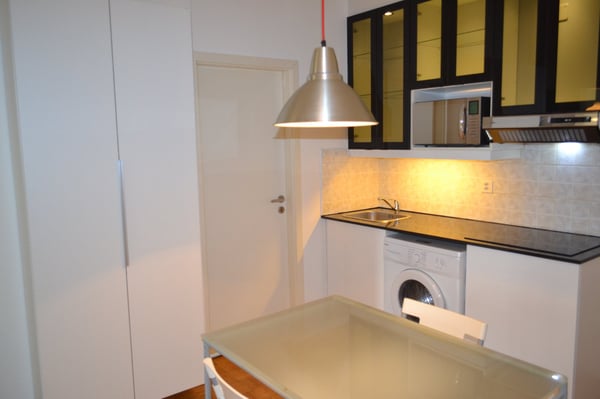 Ab sofort sehr grosses neues möbliertes WG-Zimmer 5