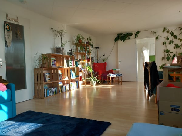 Schöne und sehr helle 1-Zimmerwohnung Parterre mit Garten 1