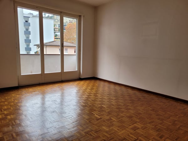 Affittasi appartamento a Lugano 1.5 Locali 3°Piano ascensore 2