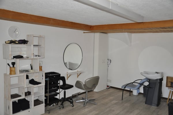 Maison avec locaux com. et appart. au centre de Saignelégier 3