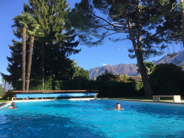 Ruhige Wohnung in Ascona mit beheiztem Aussen-Schwimmbad 1