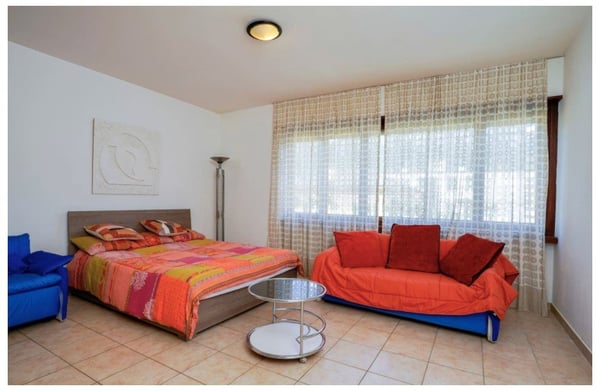 MONOLOCALE a MELIDE con PARZIALE VISTA LAGO  ID 22070 12