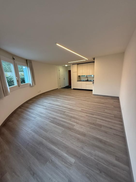 1.5 LOC. CON GIARDINO  ID 23404 8