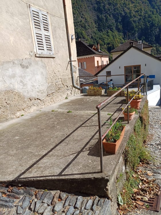 PALAZZINA A SOAZZA - ID 24013  Vendesi 9