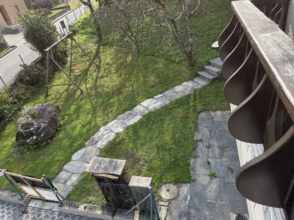 1 LOCALI A SOAZZA Affittasi appartamento di 1 locali(140 mq 9