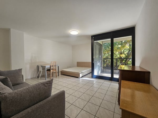 AFFITTASI MONOLOCALE ARREDATO CON BALCONE IN ZONA CORNAREDO 1