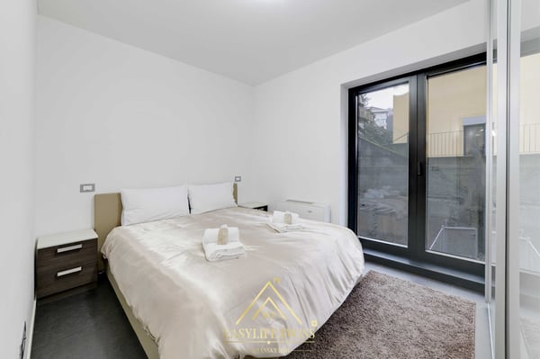 ELEGANTE 1.5 LOCALI A PARADISO 9