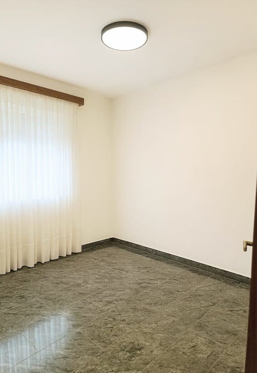 1.5 LOCALI CON GIARDINO - BIASCA, VALLONE 3