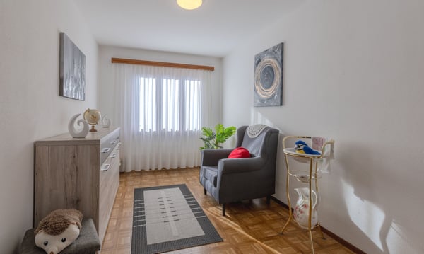 AFFASCINANTE VILLETTA 1.5 LOCALI CON GIARDINO A BIASCA 8