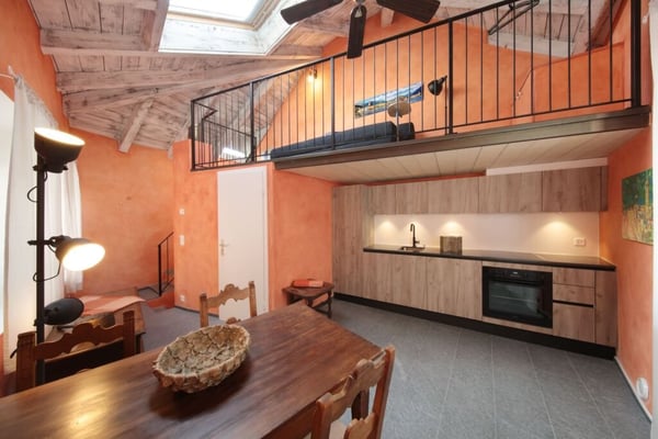 LOCARNO - Affittasi grazioso appartamento di 2.5 locali 2