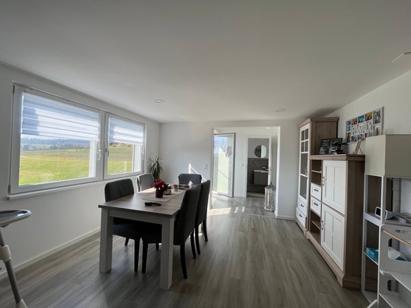 Kernsaniertes 2-Familienhaus an unverbaubarer Lage. 5