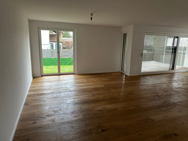 1.5 Zimmer Garten Wohnung inkl. Garage 2