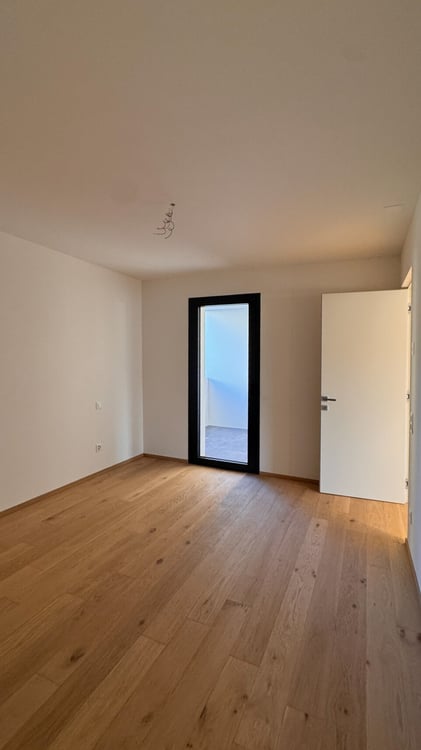 RAFFINATO APPARTAMENTO DI 1.5 LOCALI A MASSAGNO 13