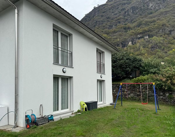 Biasca - Vendesi casa unifamiliare con ampio giardino 11