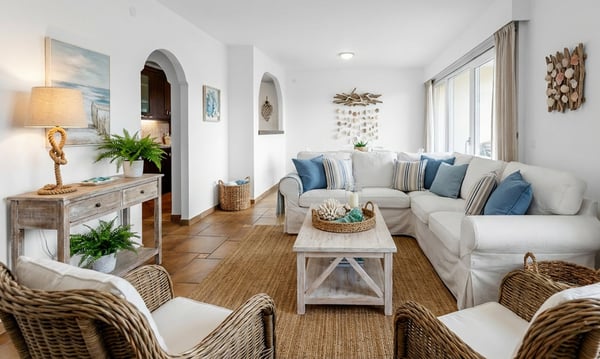 AMPIO 1.5 CON TERRAZZA PANORAMICA DI 60 MQ A LUGANO PARADISO 2