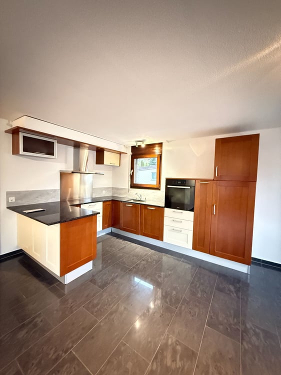 1.5-Zimmer-Wohnung renoviert und gut gelegen in Dulliken 1