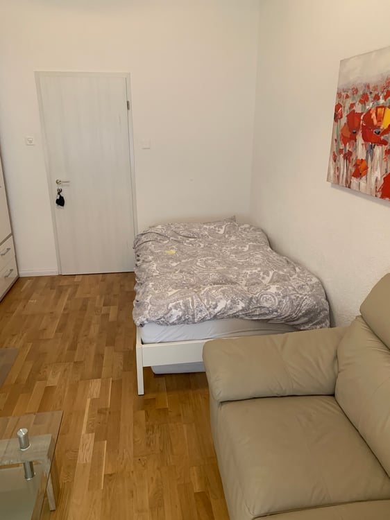 Zu Vermieten per sofort WG Zimmer 3