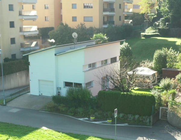 LUGANO-PORZA: UNIFAMIGLIARE DI OTTIMA PRESENTAZIONE 2