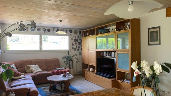 LUGANO-PORZA: UNIFAMIGLIARE DI OTTIMA PRESENTAZIONE 5