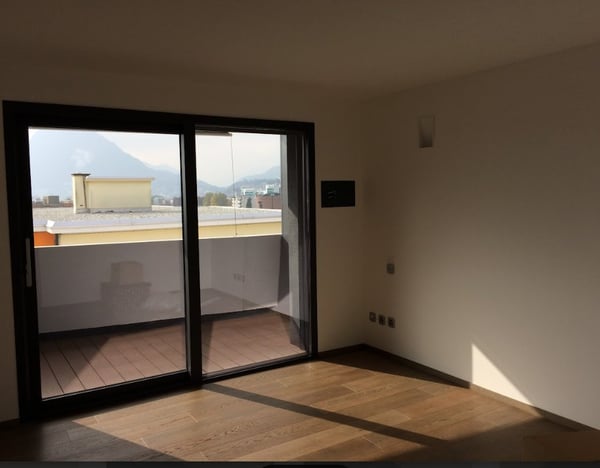 MODERNO 1.5 LOC CON TERRAZZO PANORAMICO A PREGASSONA 12