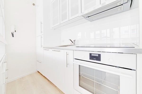 PRATICO MONOLOCALE IN CENTRO LUGANO 4