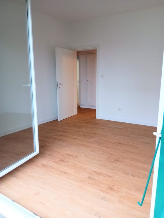 ACCOGLIENTE APPARTAMENTO DI 1.5 LOCALI A CHIASSO 8