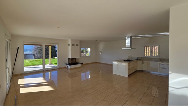 Casa contigua a Muzzano con vista lago 2