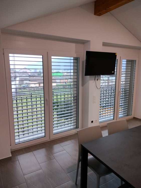 AFFITTASI APPARTAMENTO MANSARDATO 2.5 LOCALI 2