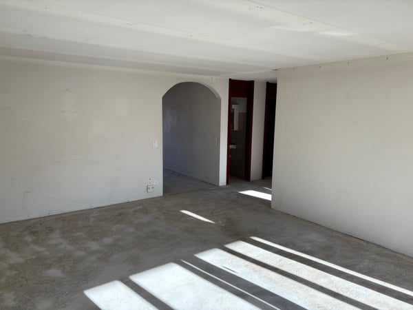 1.5 Zimmer Wohnung zu vermieten (Aktuell unter Renovation) 4