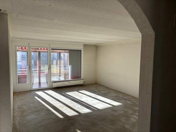 1.5 Zimmer Wohnung zu vermieten (Aktuell unter Renovation) 1