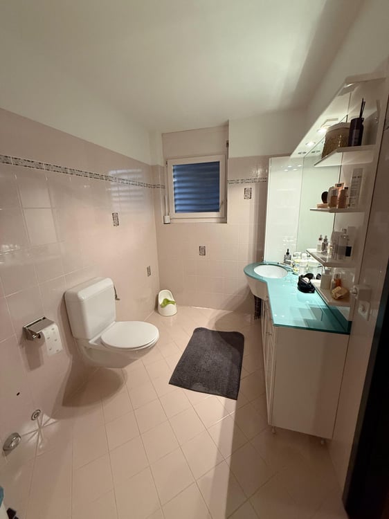 Appartamento Spazioso con Giardino 5