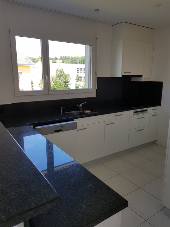 1 1/2-Zimmer-Dachwohnung mit spezieller Raumhöhe 3