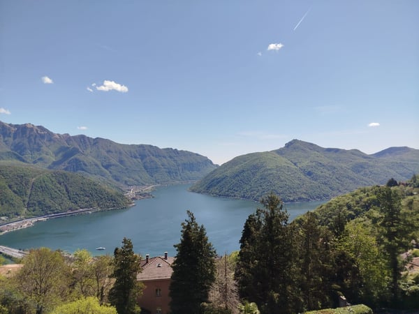 APPARTAMENTI DI LUSSO CON VISTA LAGO 1