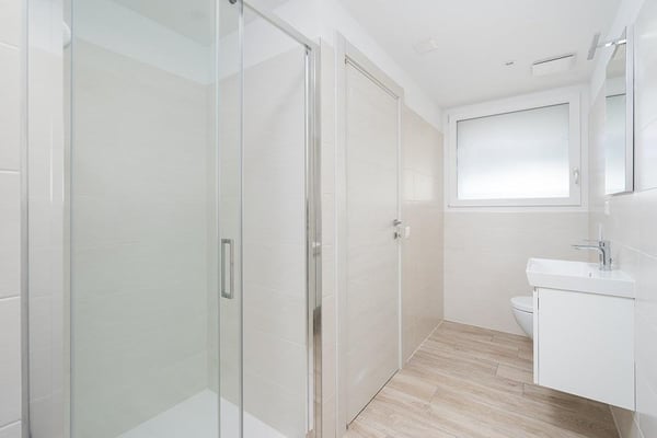 VILLA MODERNA CON PISCINA E VISTA SPETTACOLARE A SEMENTINA 12