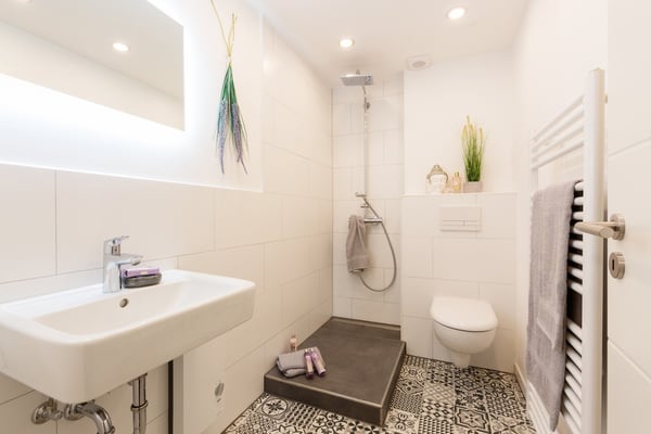 Grosszügige und frisch renovierte 1-Zimmerwohnung ENGE 5