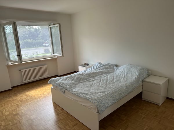 Si affitta camera ammobiliata 2