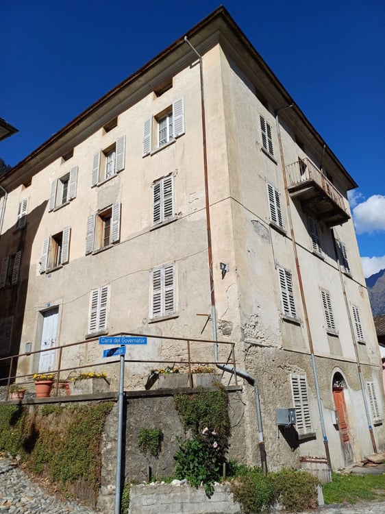 PALAZZINA A SOAZZA - ID 24013  Vendesi a Soazza, 6