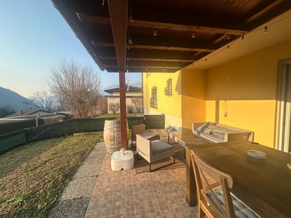 Purasca  1.5 locali arredato con giardino e terrazzo 1