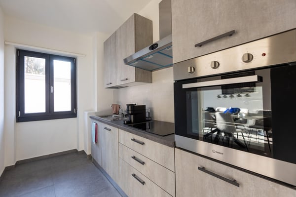 SPLENDIDA PROPRIETÀ BIFAMILIARE A GIUBIASCO 9