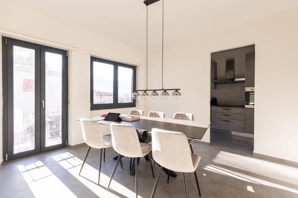 SPLENDIDA PROPRIETÀ BIFAMILIARE A GIUBIASCO 8