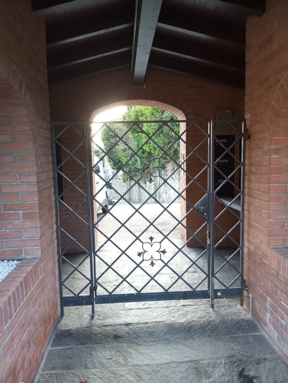 BELLISSIMO APPARTAMENTO CON VISTA PANORAMICA A SAVOSA 4