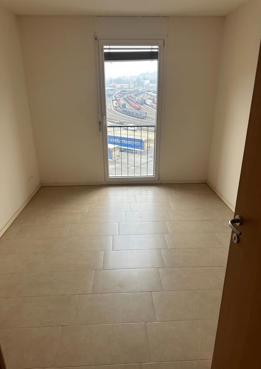 NUOVO PREZZO! -AMPIO 1.5 LOC. A CHIASSO ID 23606 3