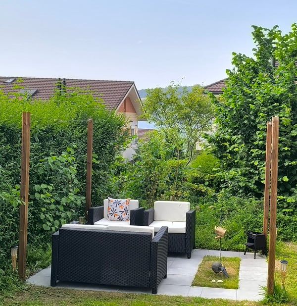 Wunderschöne 2.5-Zimmer Wohnung mit grossem Garten 4