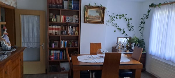 Vendesi casa in Via Campagna, Faido. 8
